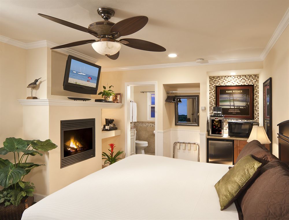 Blue Sands Inn, A Kirkwood Collection Hotel ซานตาบาร์บารา ภายนอก รูปภาพ